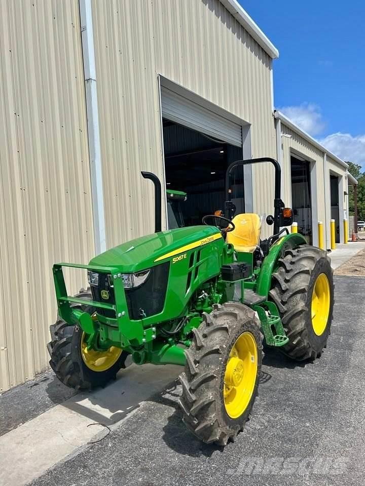 John Deere 5067E Tractors