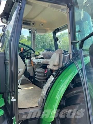 John Deere 5090M Tractors