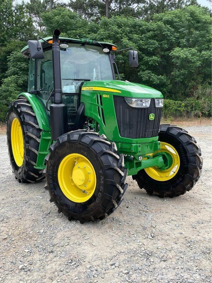 John Deere 6120E Tractors