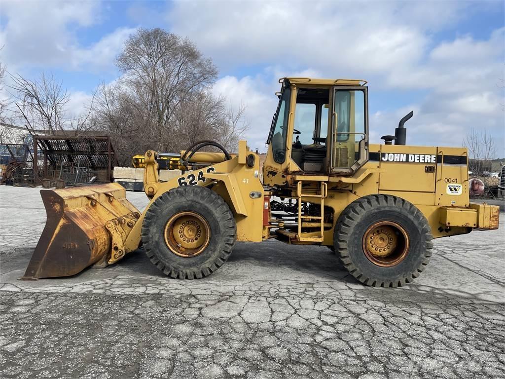 John Deere 624G Wheel loaders