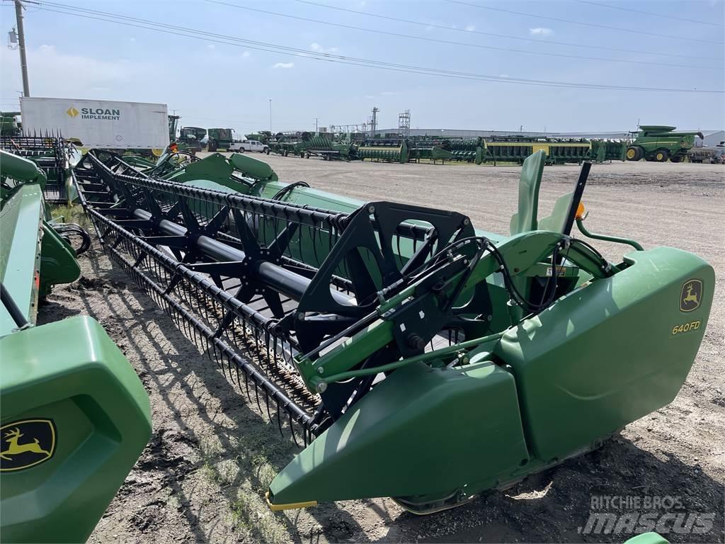 John Deere 640FD Combine harvester accessories