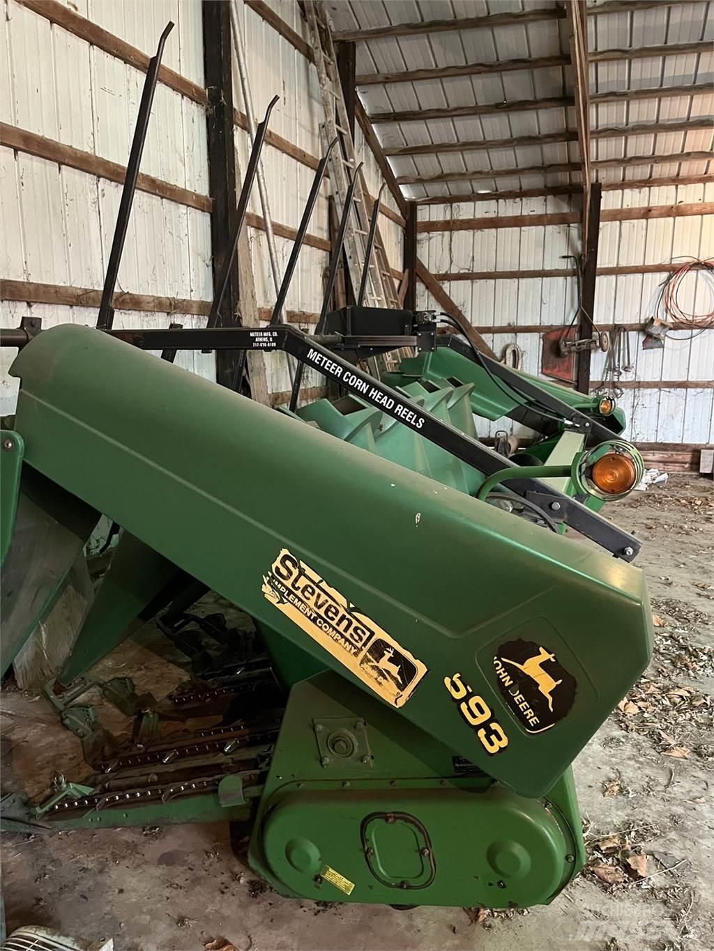 John Deere 693 Combine harvester accessories