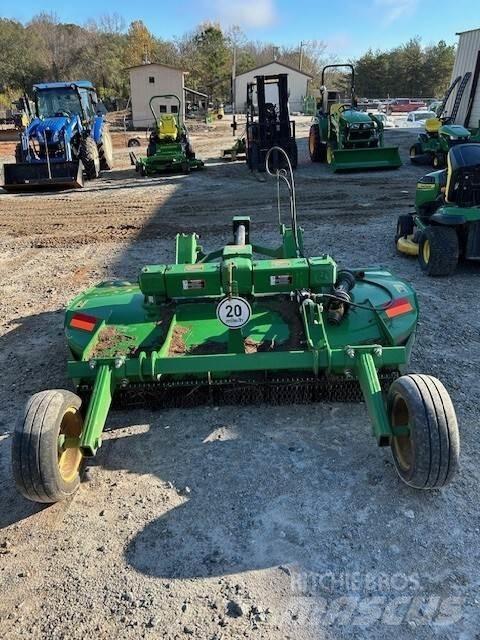 John Deere RC8M Bale shredders, cutters and unrollers