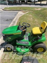 John Deere S110 Riding mowers