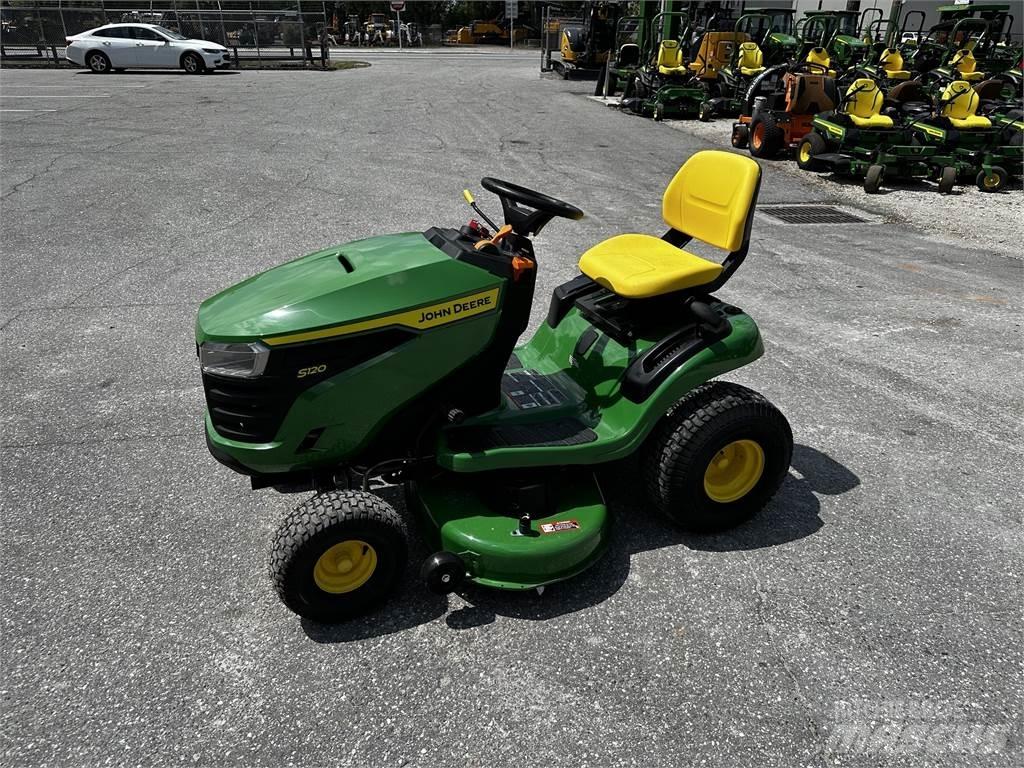 John Deere S120 Riding mowers