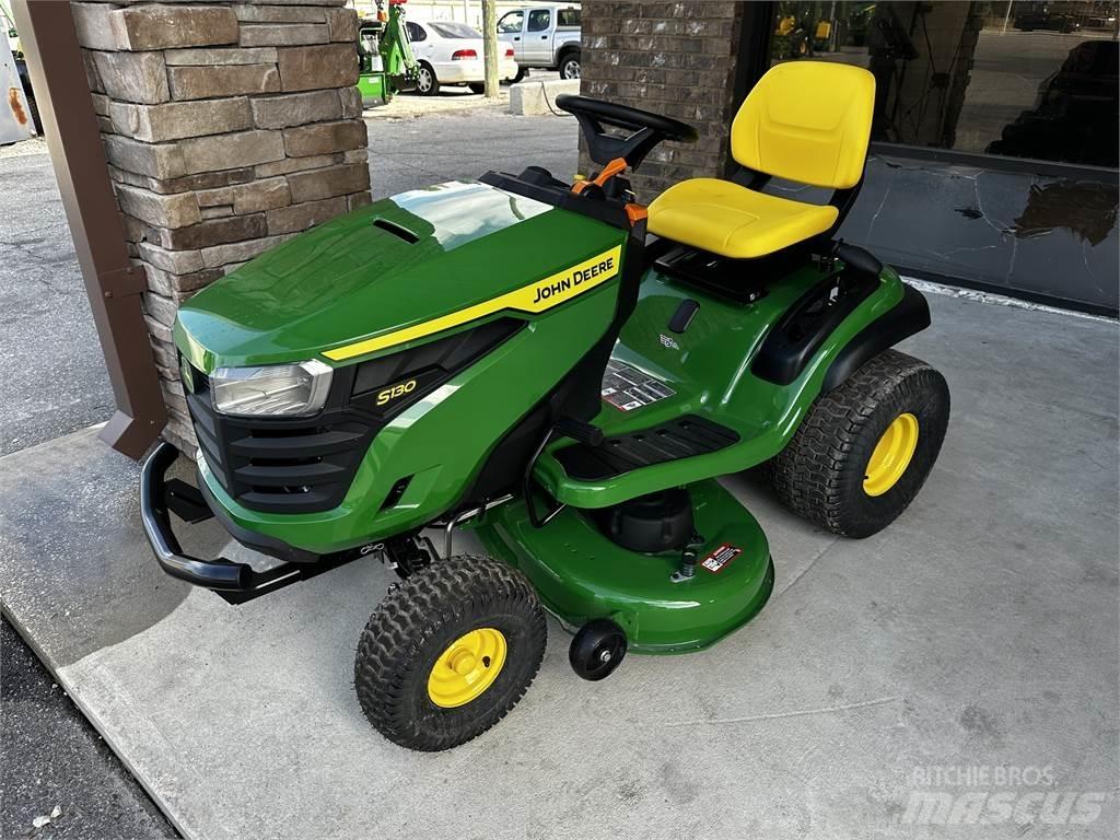 John Deere S130 Riding mowers