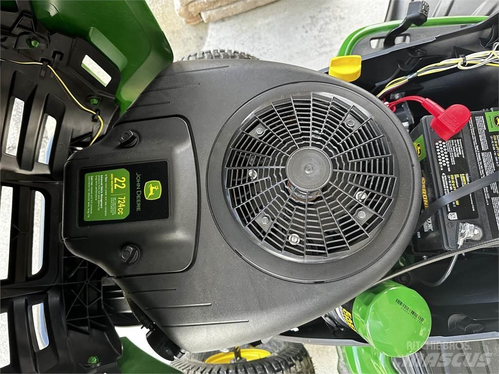 John Deere S130 Riding mowers