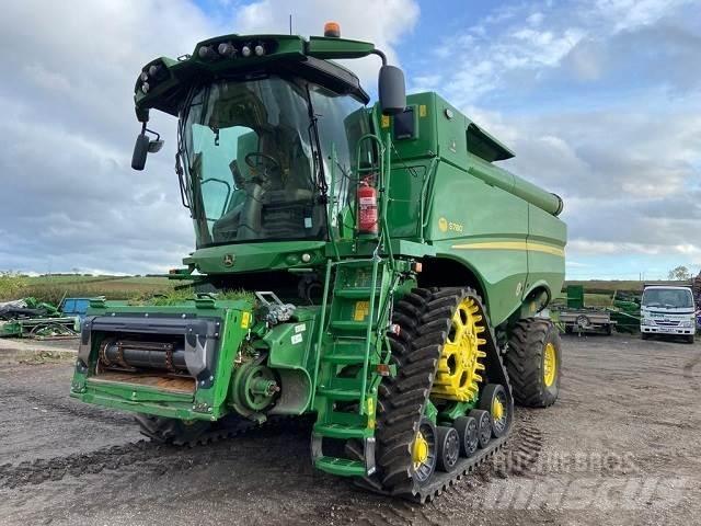 John Deere S780 Combine harvesters