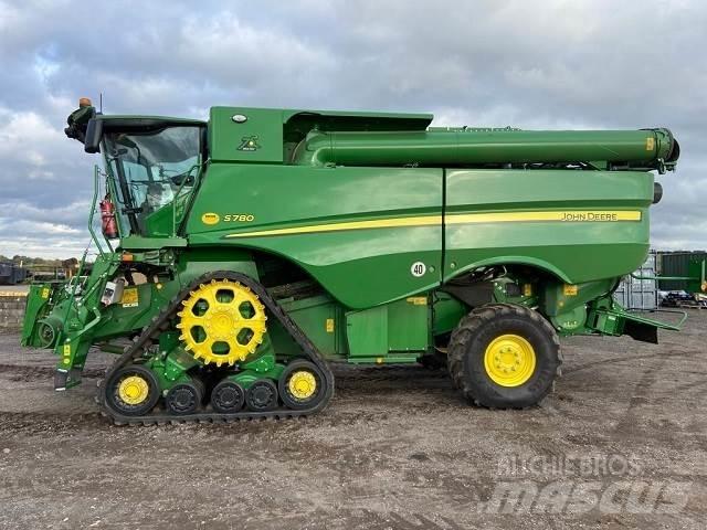 John Deere S780 Combine harvesters