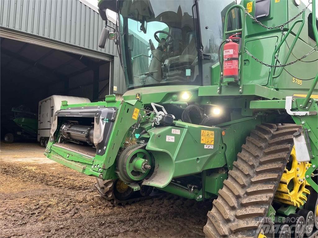John Deere S785 Combine harvesters