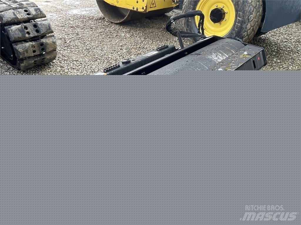 John Deere VR84C Construction - Others