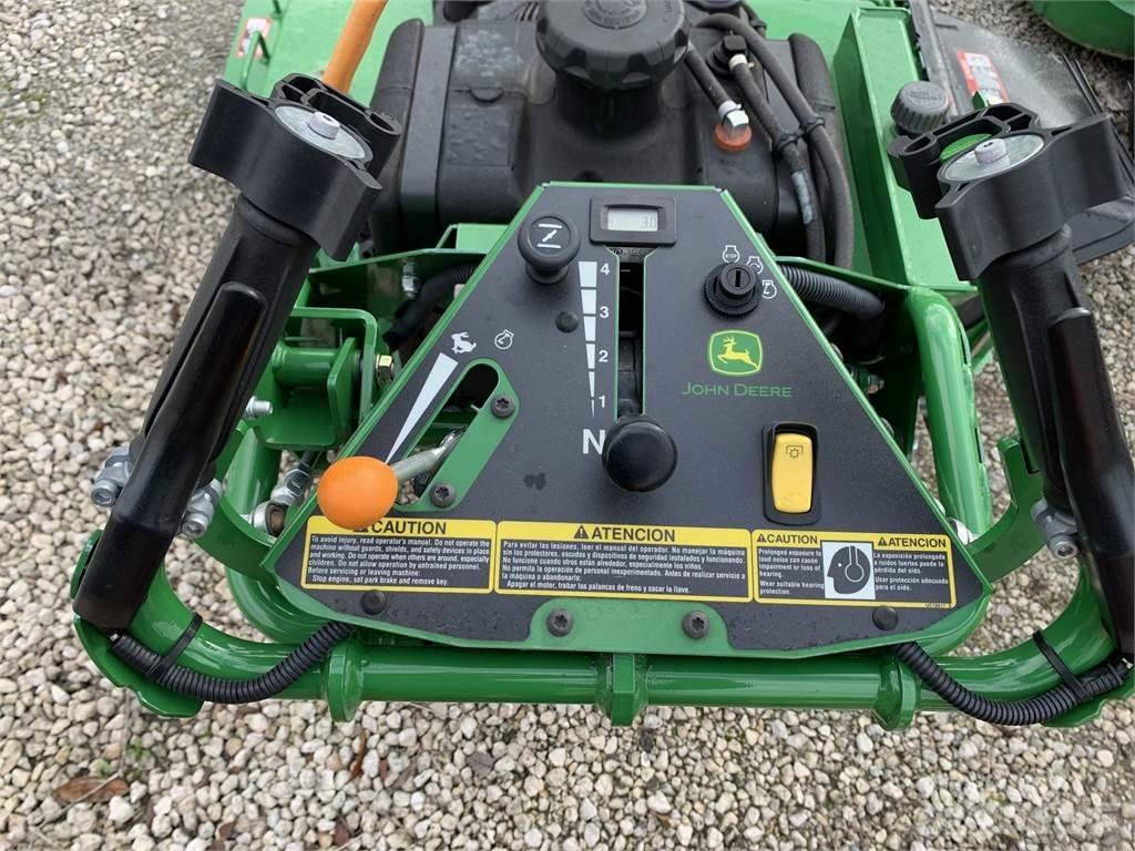 John Deere W52R Walk-behind mowers
