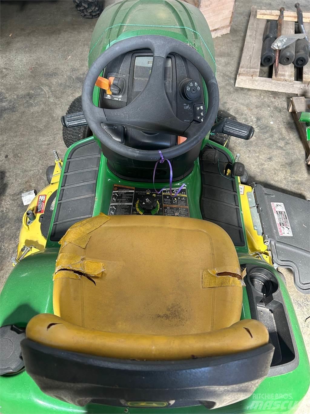 John Deere X300 Riding mowers