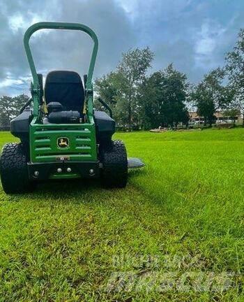 John Deere Z920M Zero turn mowers