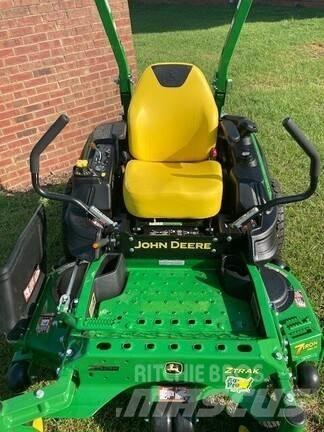 John Deere Z920M Zero turn mowers