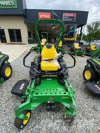 John Deere Z920M Zero turn mowers