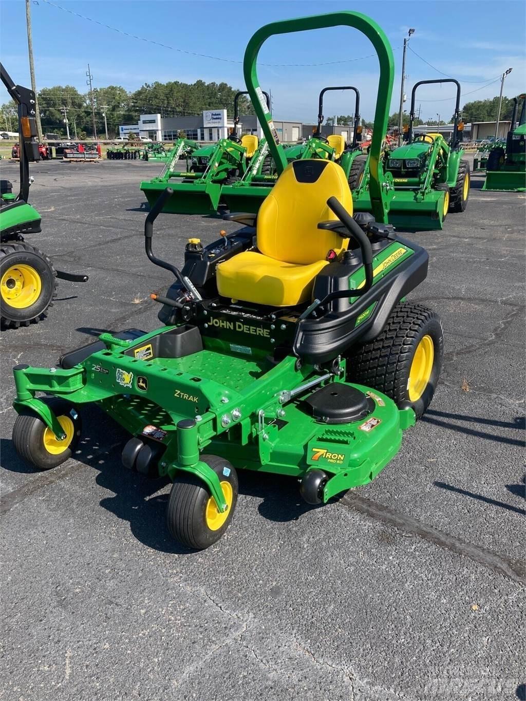 John Deere Z920M Zero turn mowers