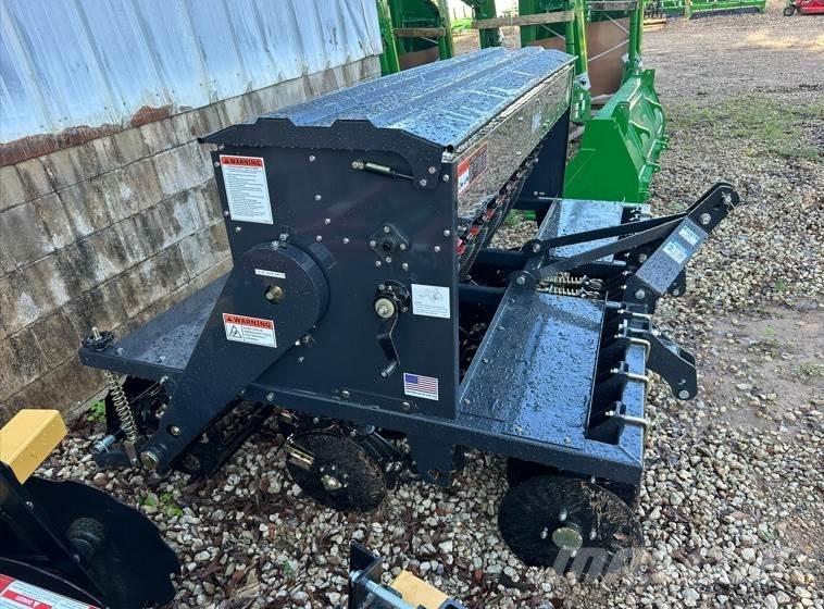 LMC NTGD-55 Other sowing machines and accessories