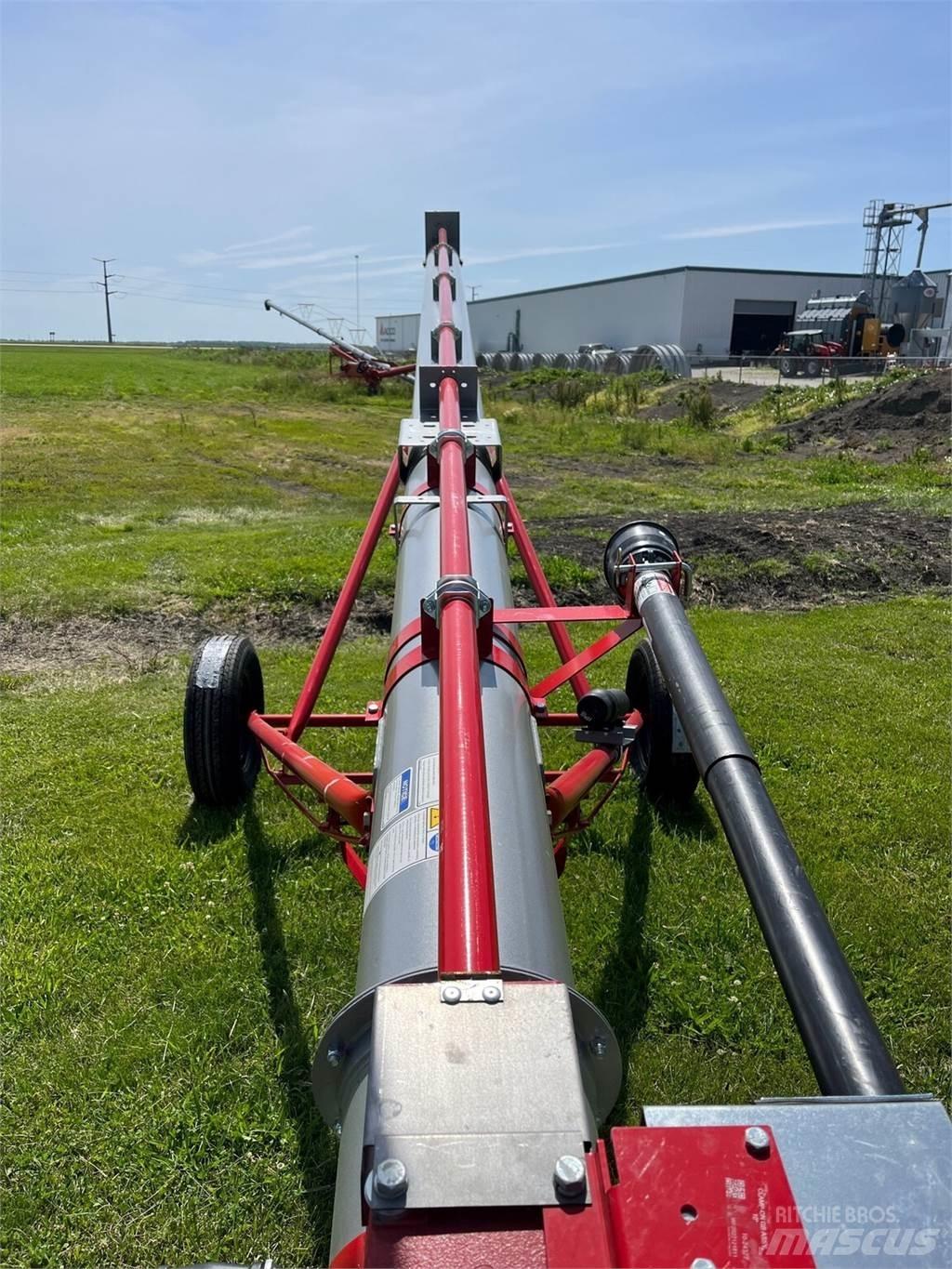 Mayrath 1031 Grain / Silage Trailers