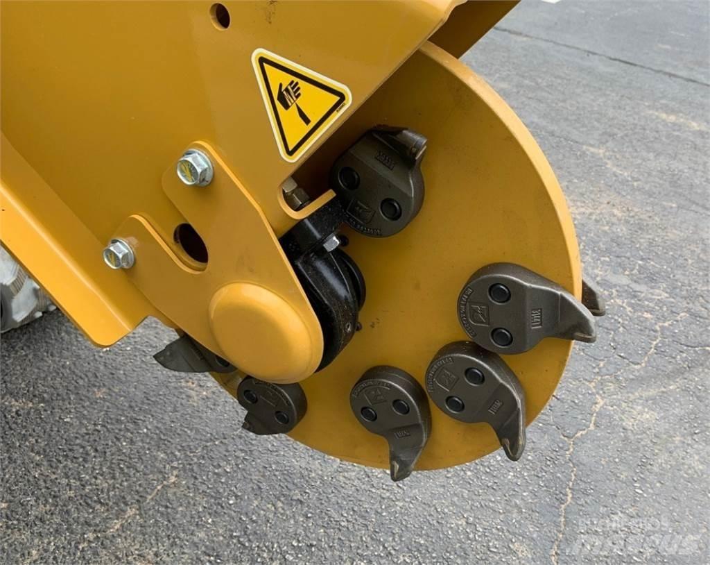 Rayco RG37T Stump grinders