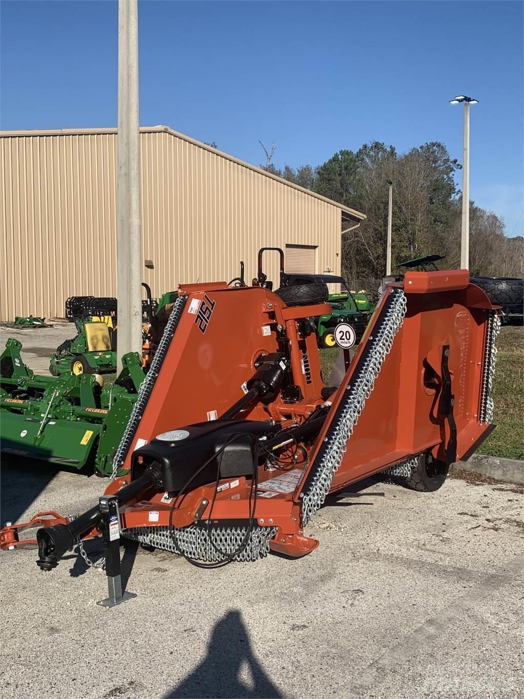 Rhino TS12 Bale shredders, cutters and unrollers