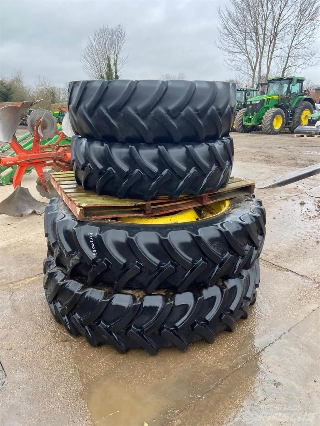  Row Crop Wheels Tyres, wheels and rims