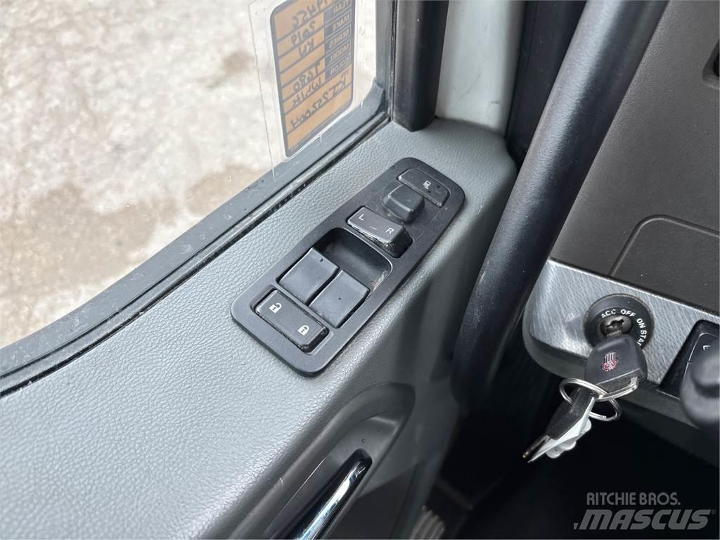 Kenworth T680 Tractor Units