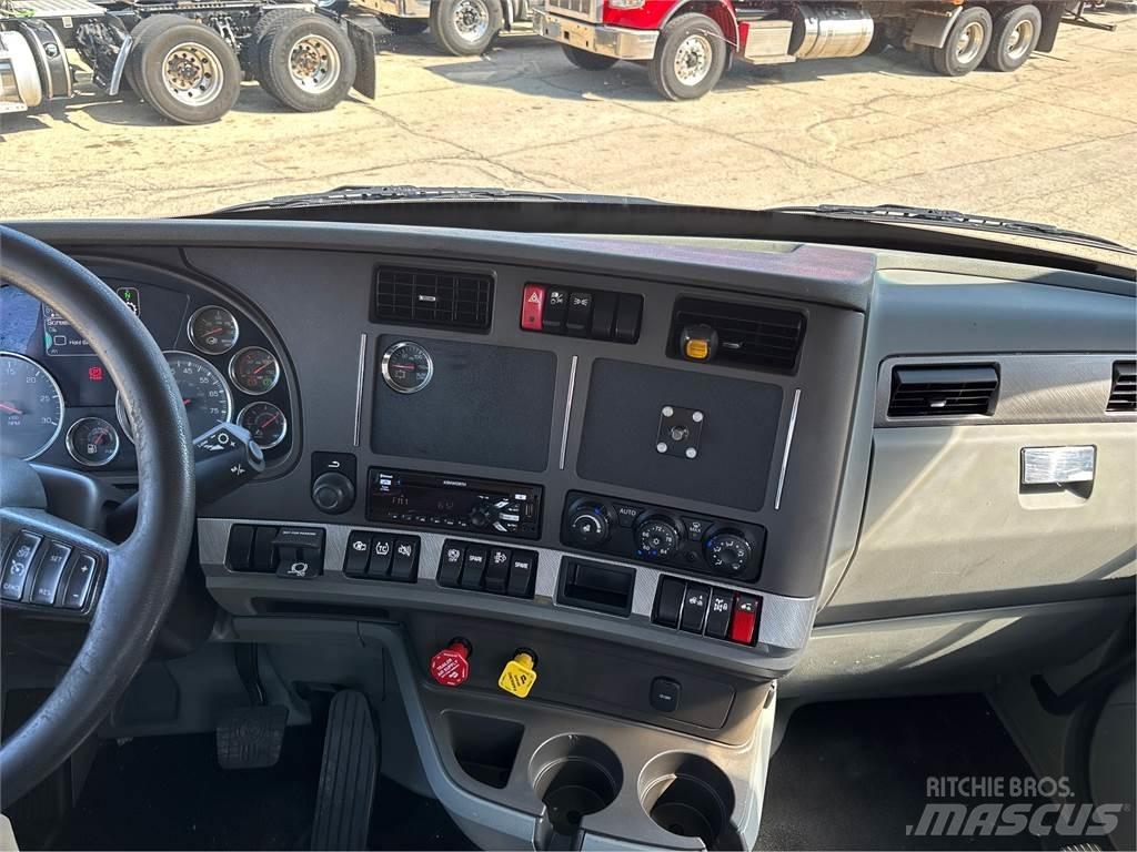 Kenworth T680 Tractor Units