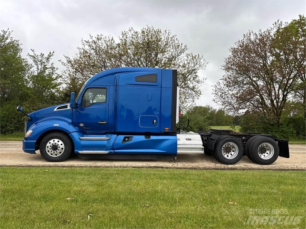 Kenworth T680 Tractor Units