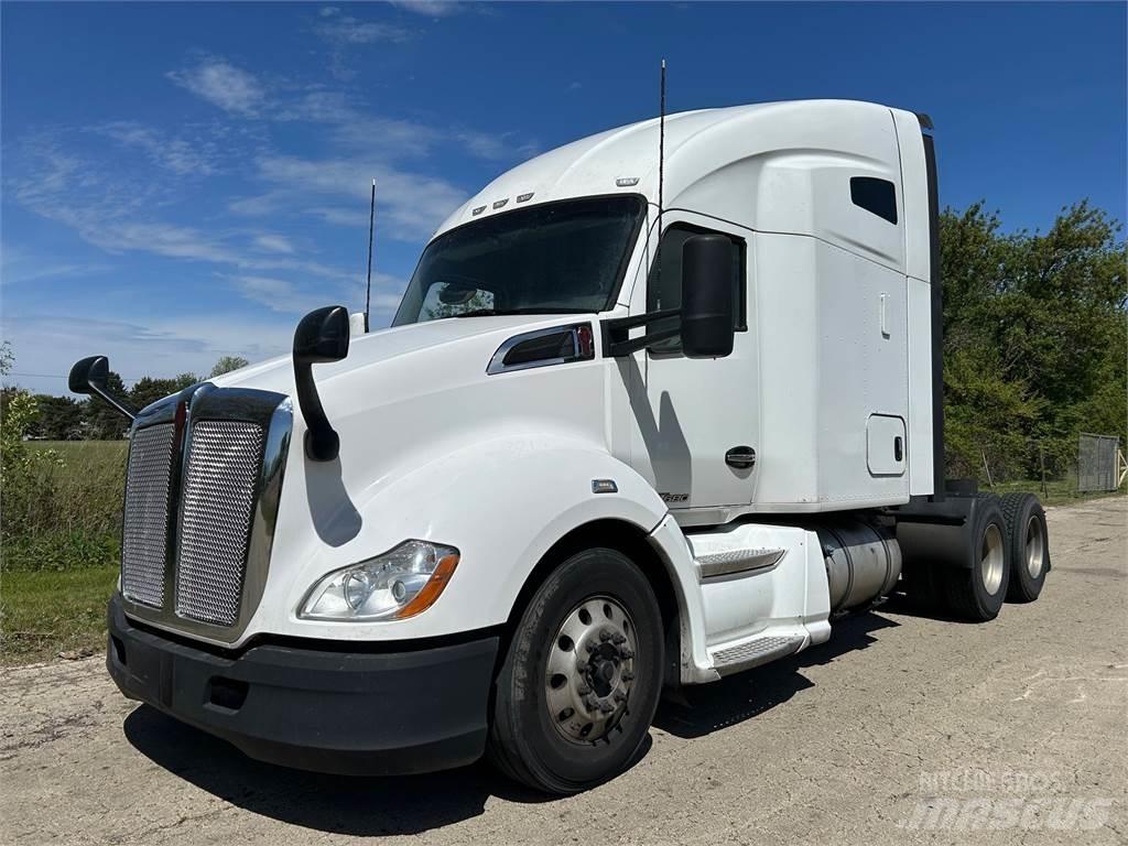 Kenworth T680 Tractor Units