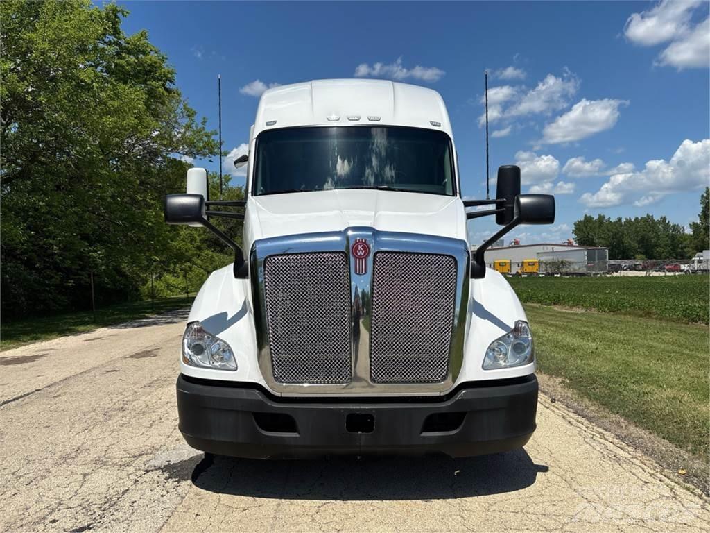 Kenworth T680 Tractor Units