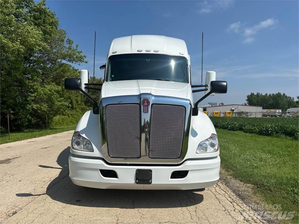 Kenworth T680 Tractor Units