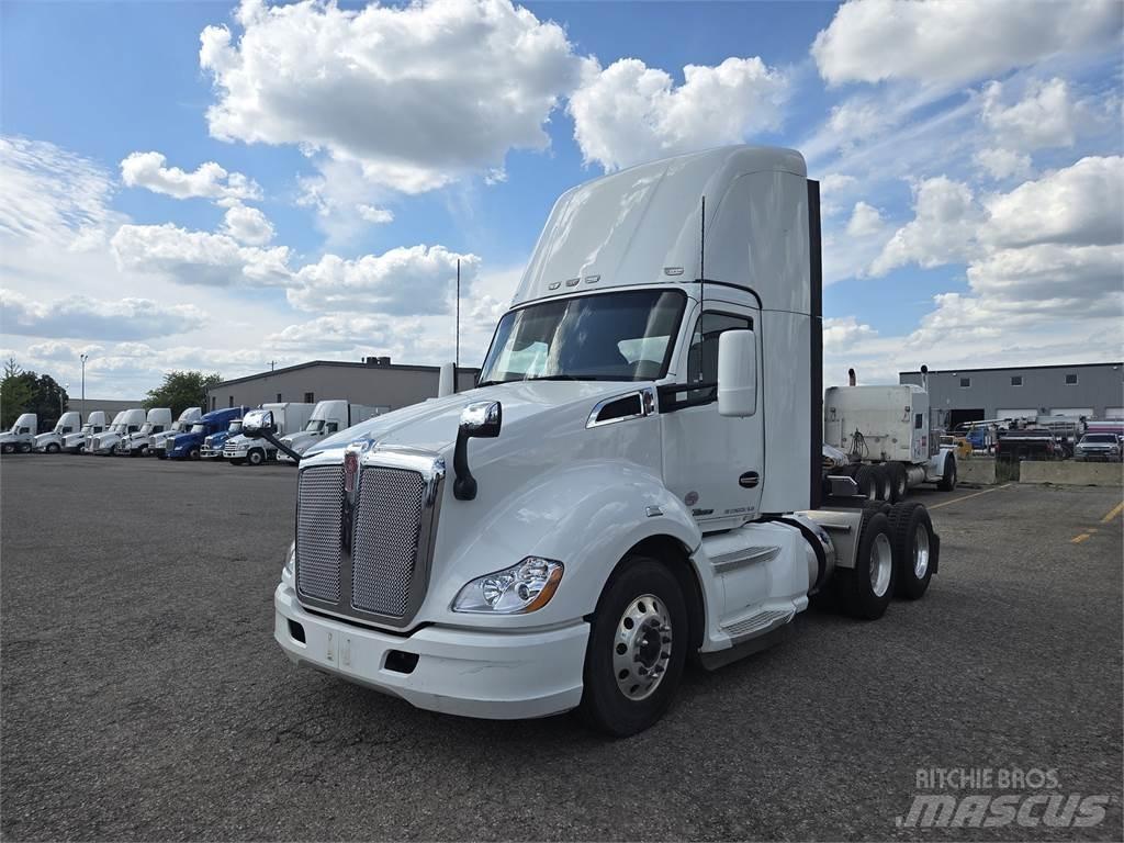 Kenworth T680 Tractor Units