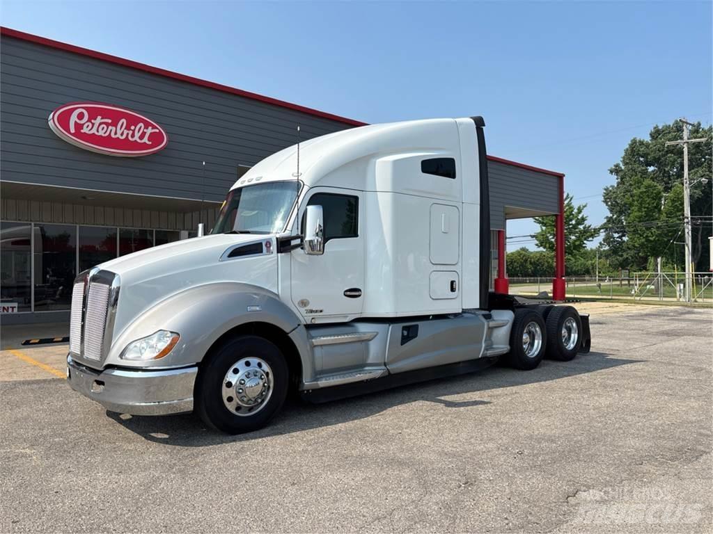 Kenworth T680 Tractor Units