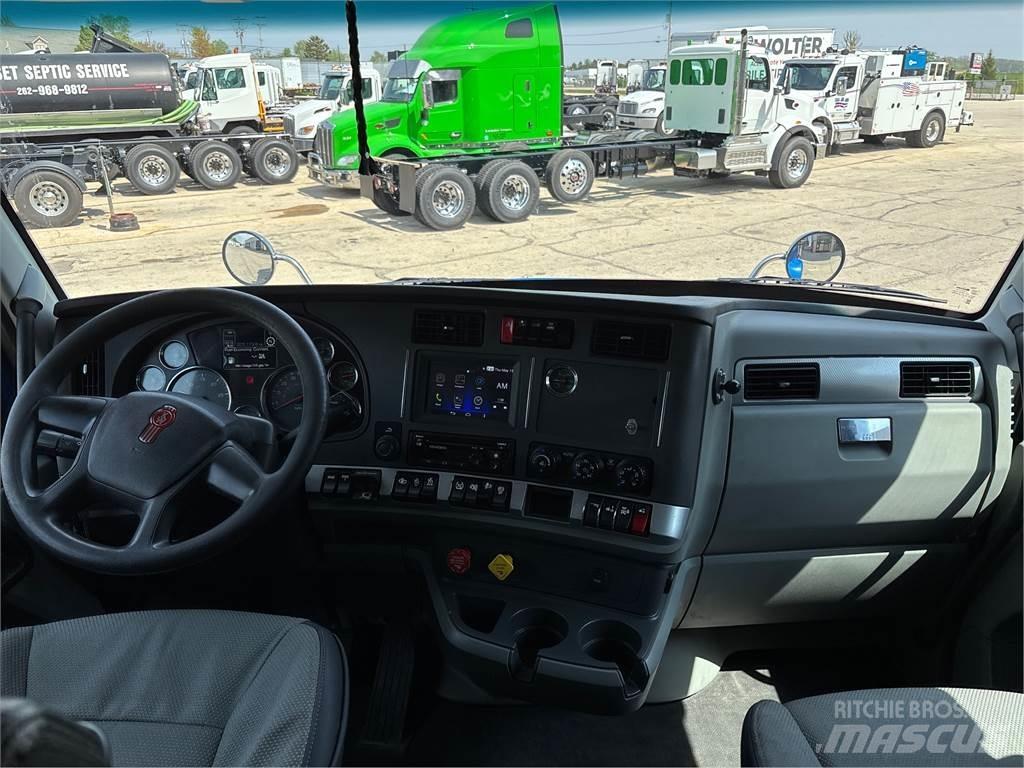 Kenworth T880 Tractor Units