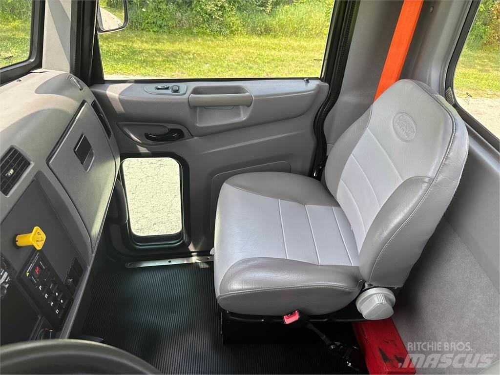 Peterbilt 337 Chassis Cab trucks