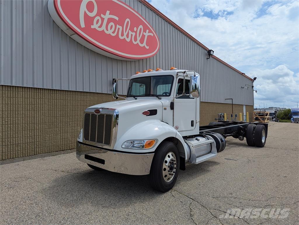 Peterbilt 337 Other trucks