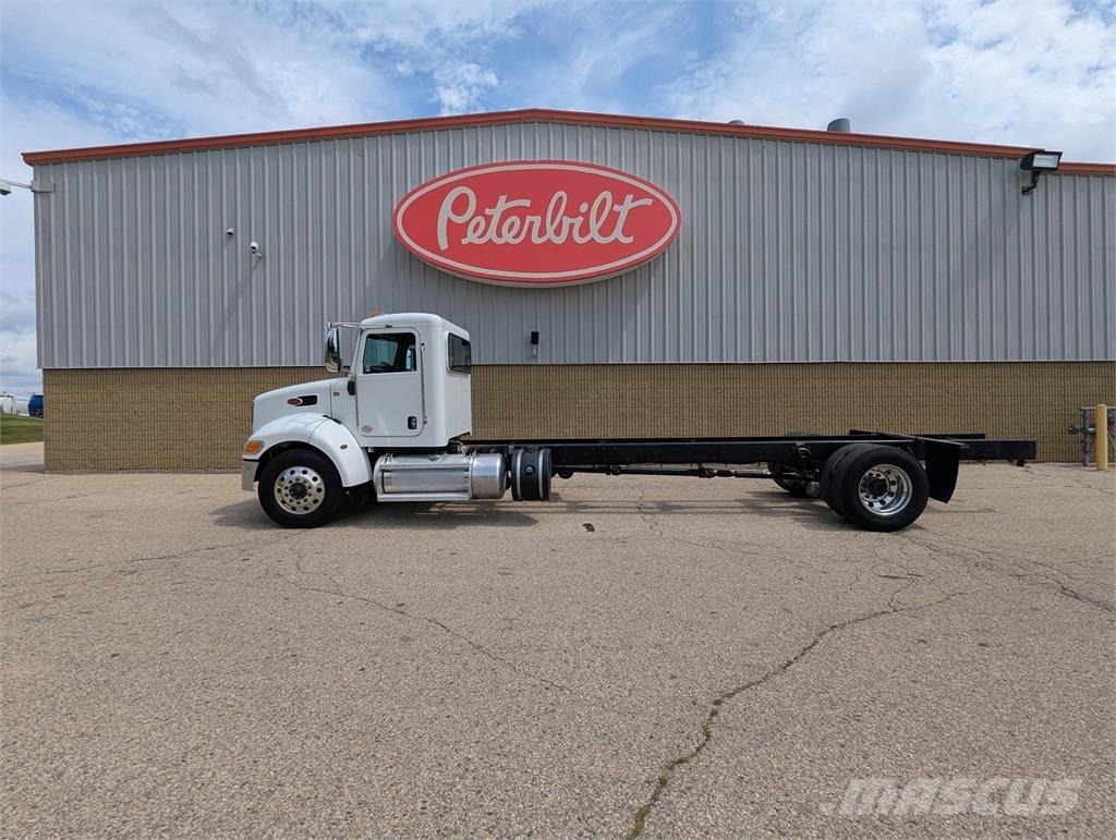 Peterbilt 337 Other trucks