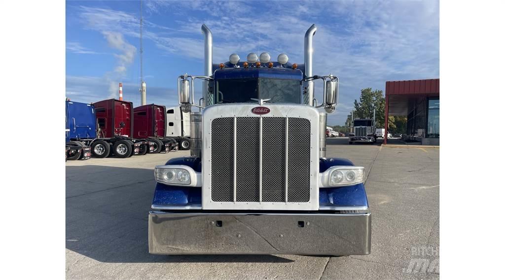 Peterbilt 389 Tractor Units