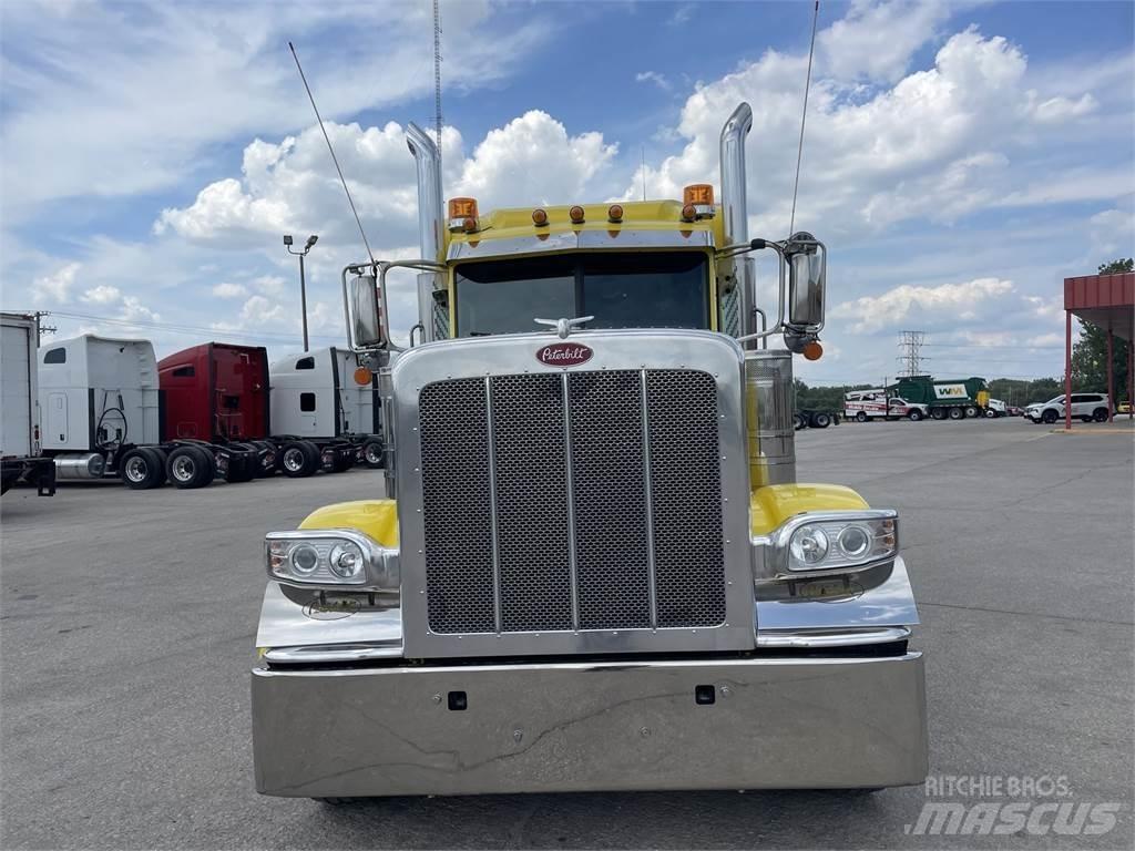Peterbilt 389 Tractor Units
