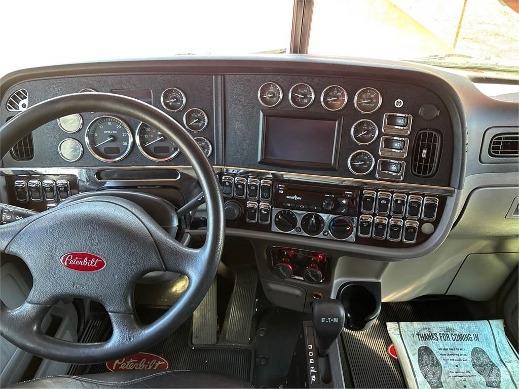 Peterbilt 389 Tractor Units