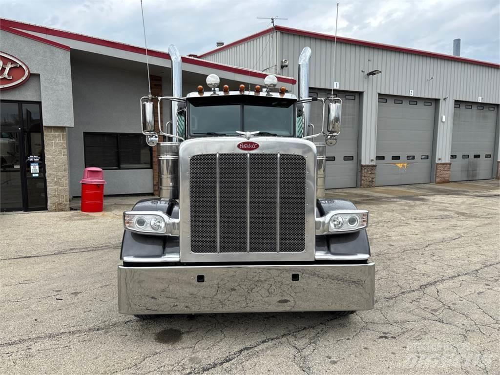 Peterbilt 389 Tractor Units