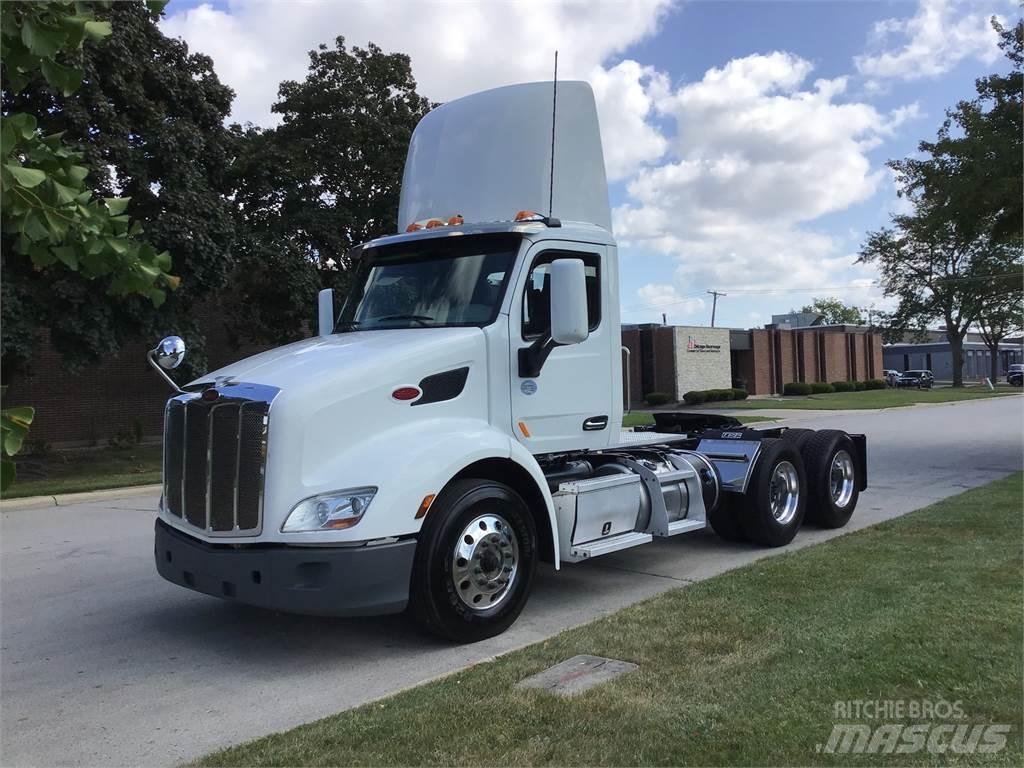 Peterbilt 579 Tractor Units