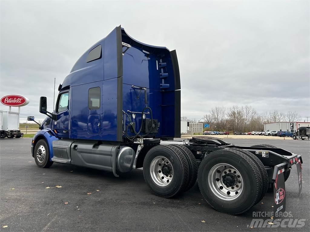 Peterbilt 579 Tractor Units