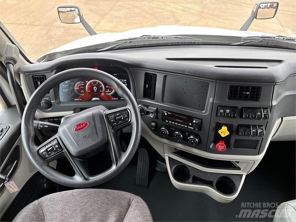 Peterbilt 579 Tractor Units
