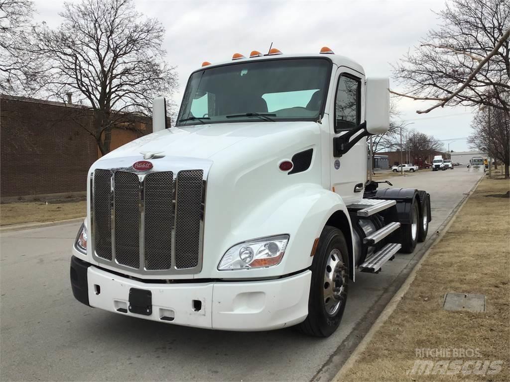 Peterbilt 579 Tractor Units