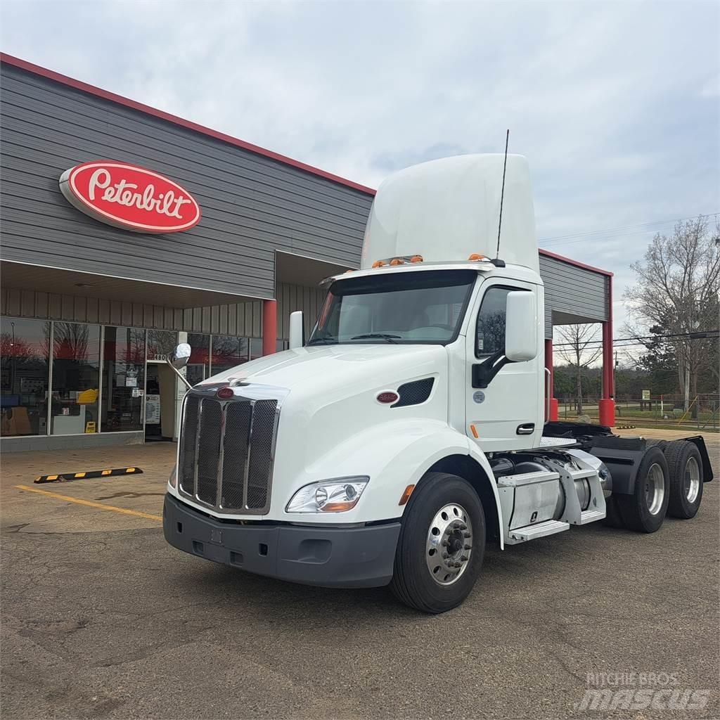 Peterbilt 579 Tractor Units