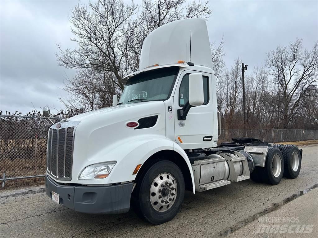 Peterbilt 579 Tractor Units