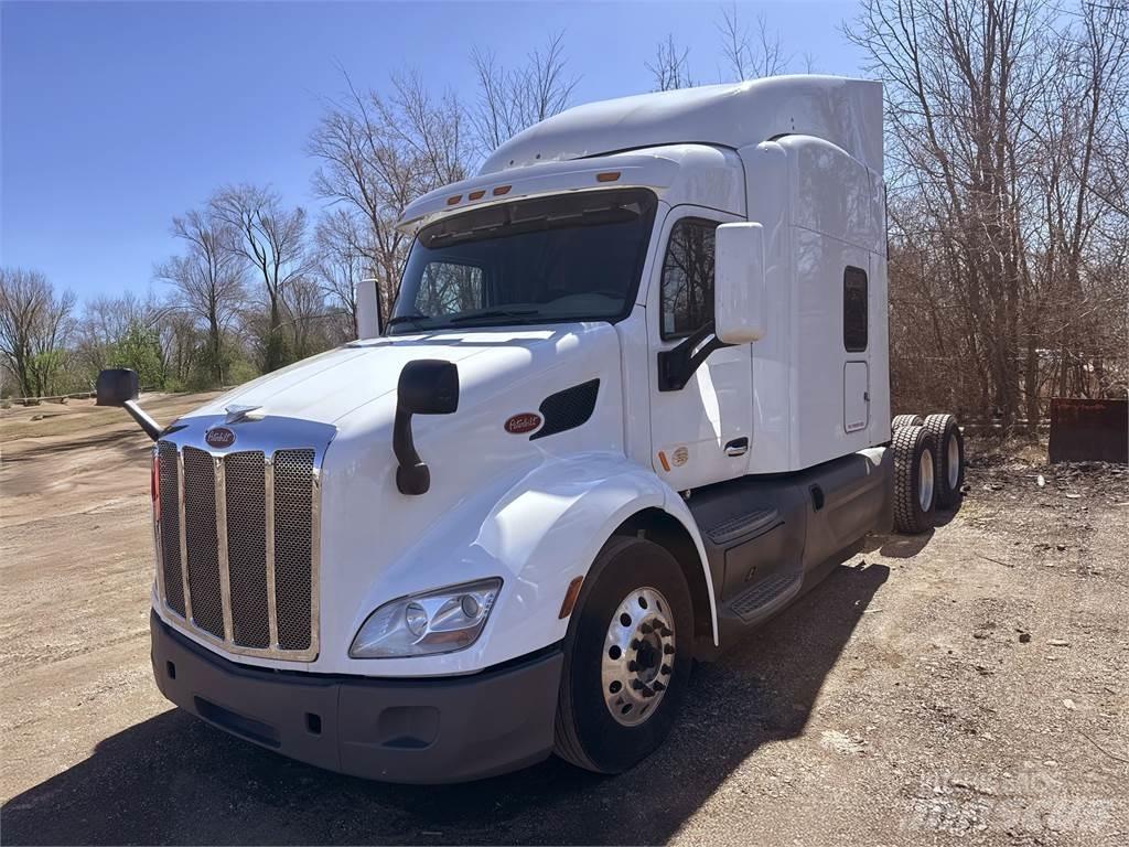Peterbilt 579 Tractor Units
