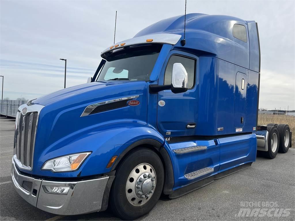 Peterbilt 579 Tractor Units
